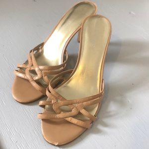 Nine West nude strappy sandal